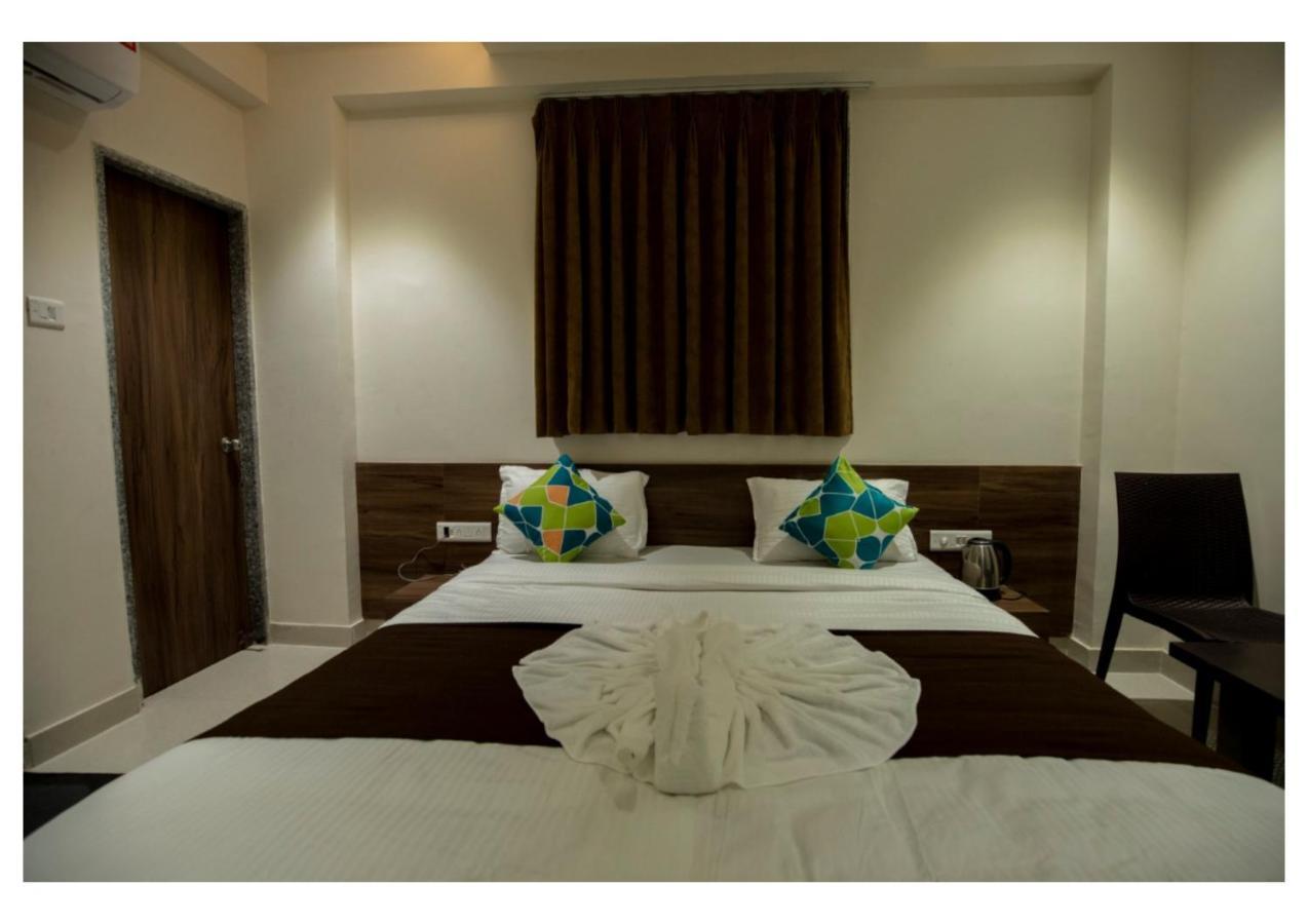 Hotel Scintilla Сомнатг Екстер'єр фото